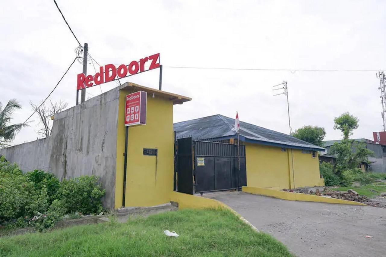 Reddoorz Near Ekowisata Mangrove Belawan Hotel ภายนอก รูปภาพ