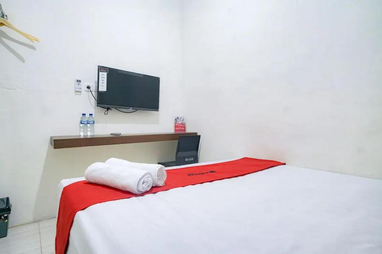 Reddoorz Near Ekowisata Mangrove Belawan Hotel ภายนอก รูปภาพ