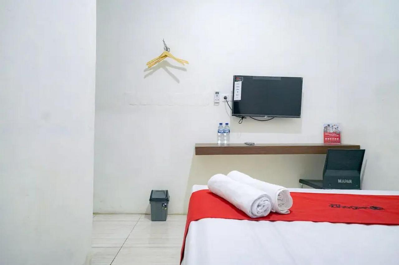 Reddoorz Near Ekowisata Mangrove Belawan Hotel ภายนอก รูปภาพ