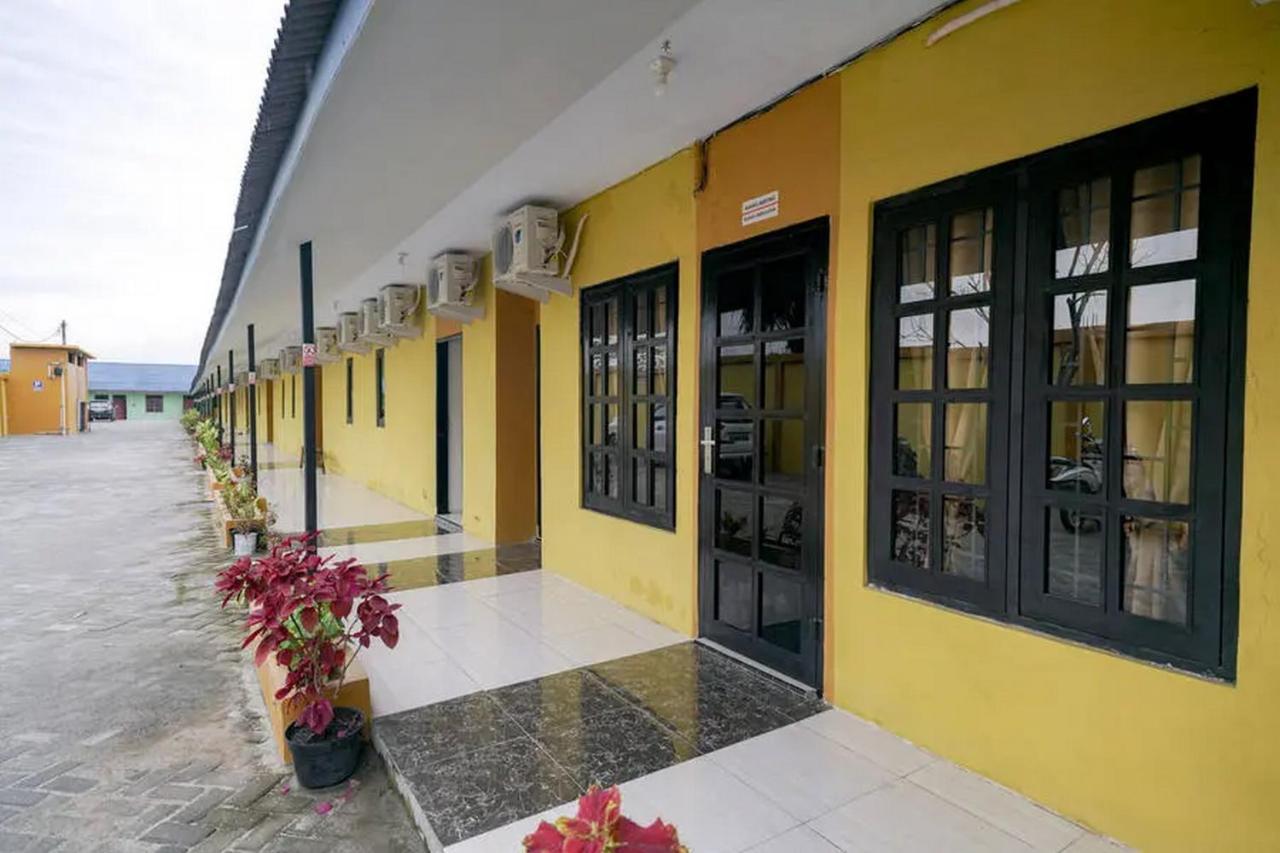 Reddoorz Near Ekowisata Mangrove Belawan Hotel ภายนอก รูปภาพ